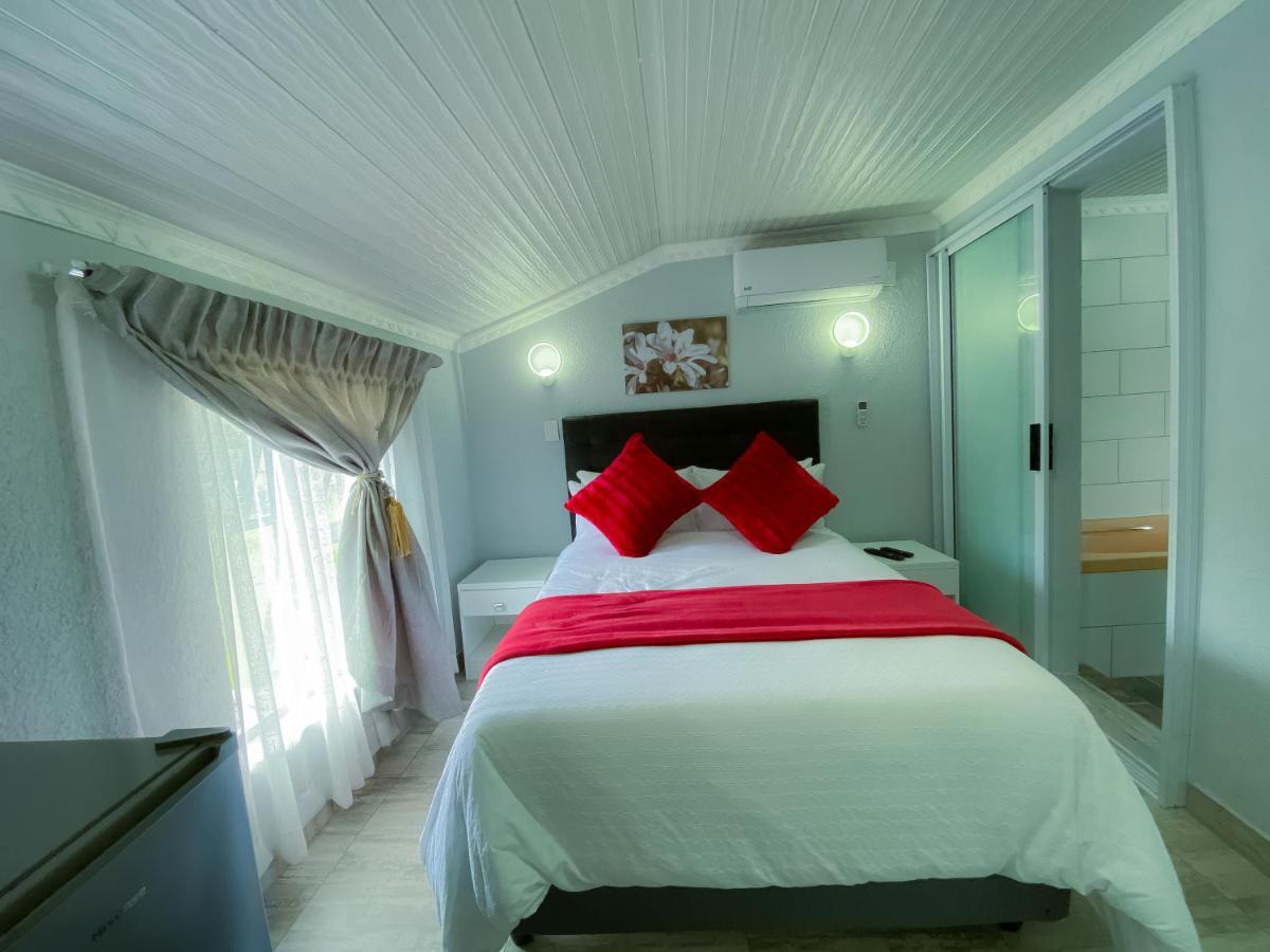 Kv Luxury Guest House Johannesburg Exterior photo